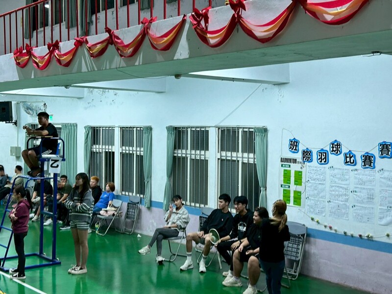 進修學校114學年度第1學期班際羽球比賽圖片