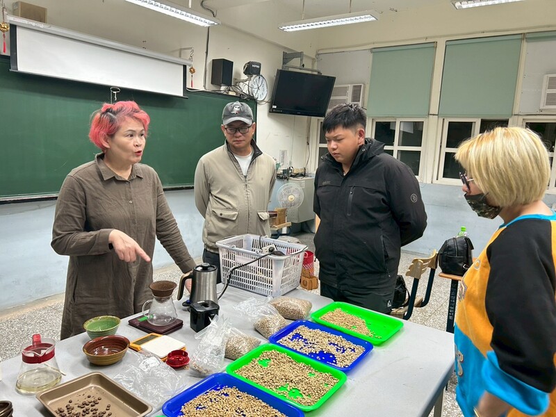 家三烘焙坊-手烘咖啡廳圖片